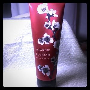 Japanese cherry blossom lotion